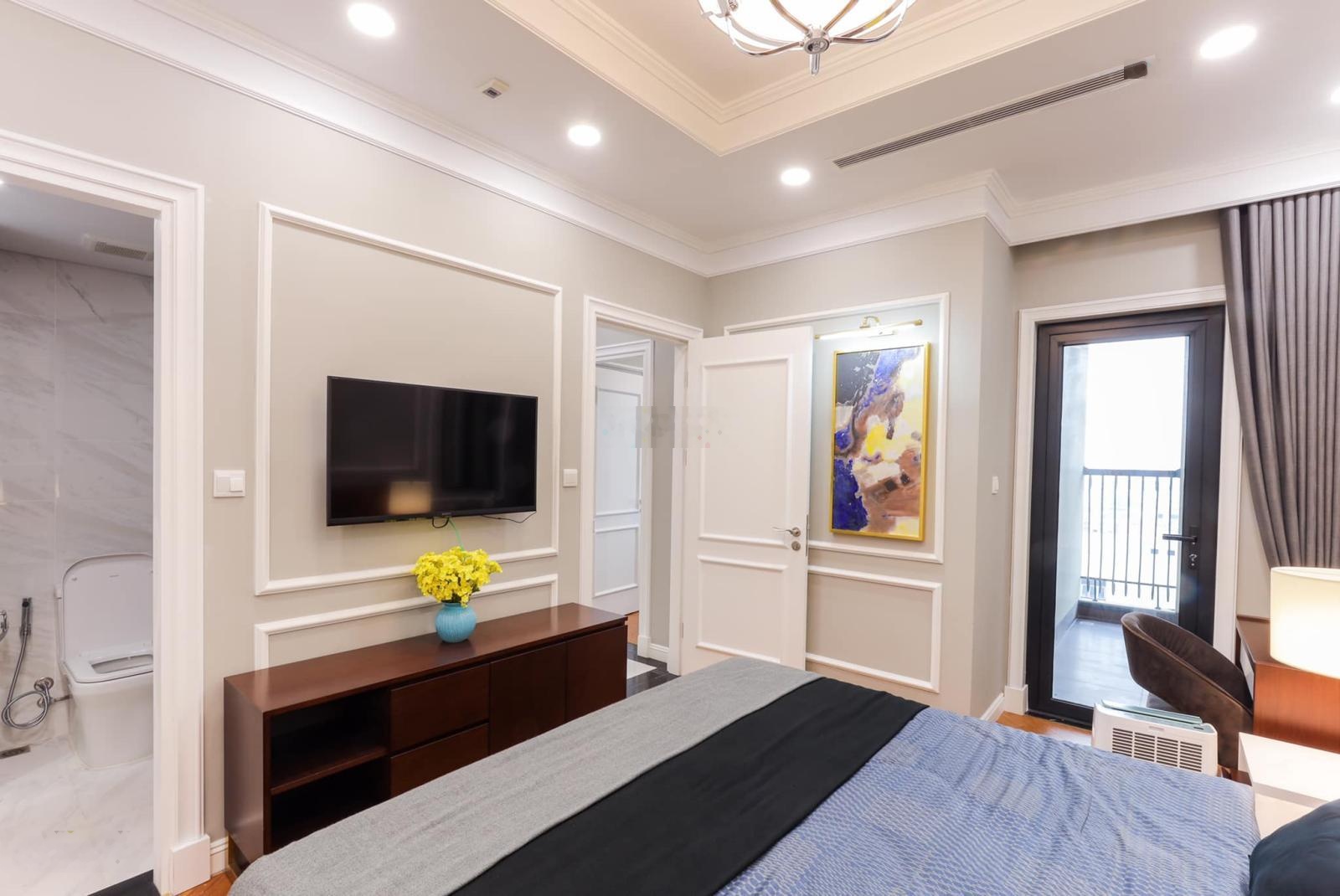 Cam kết tốt nhất. Cho thuê The Wisteria, studio, 2 - 3 - 4 PN, mới 100%. LH O.942/00/6856