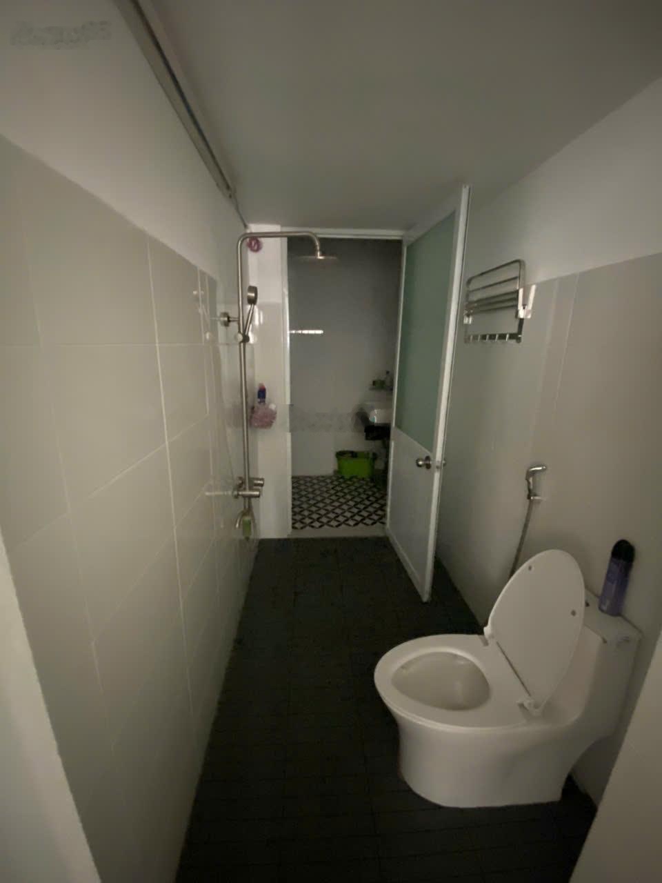 Cho thuê tầng trệt nhà làm VP - Nguyễn Hữu Cảnh Phường 22 Quận Bình Thạnh