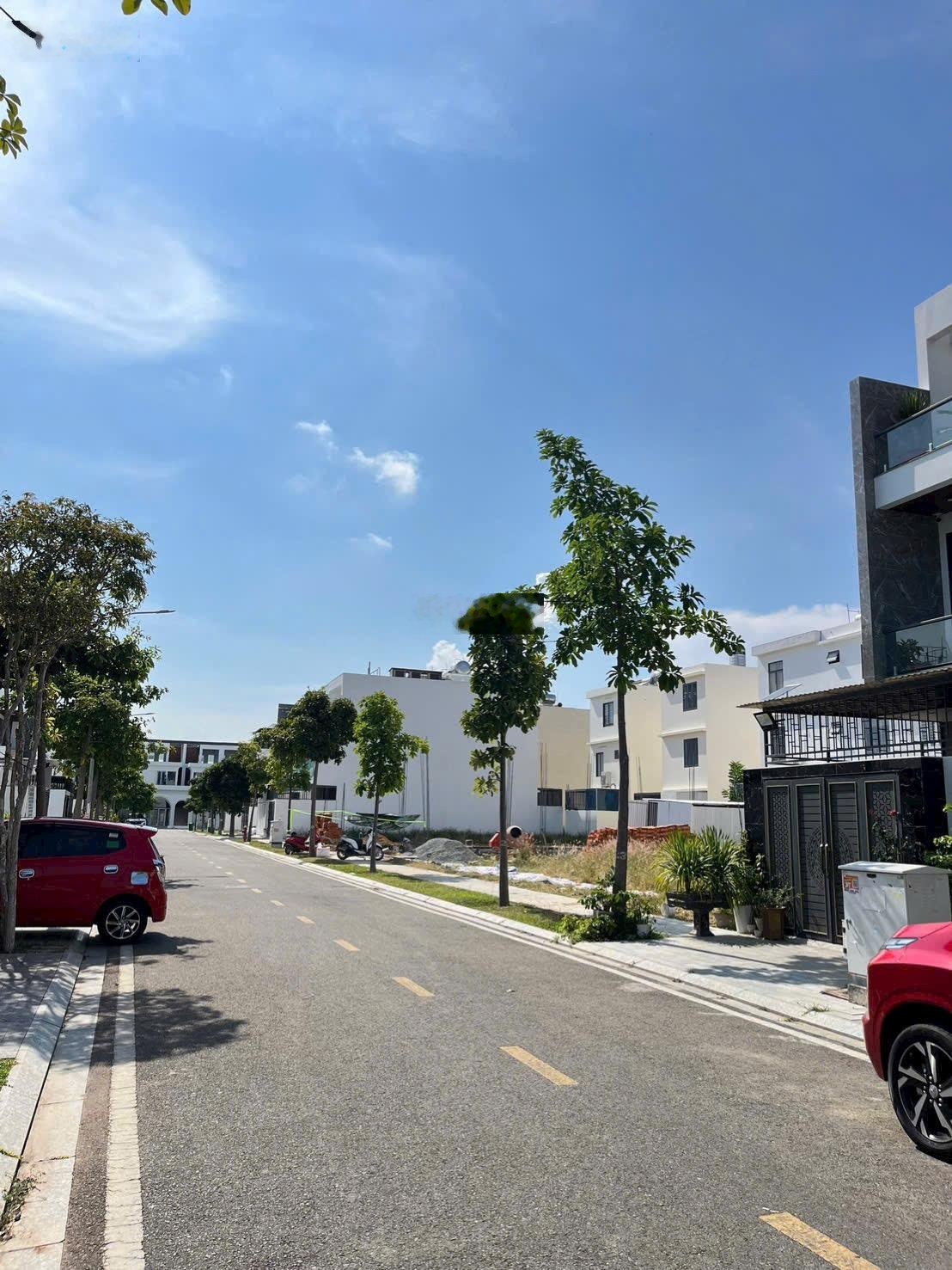 Bán nhanh lô 100m2 đường thông gói 7 KĐT Mỹ Gia - An Khánh. Giá 5ty300 bao sang tren