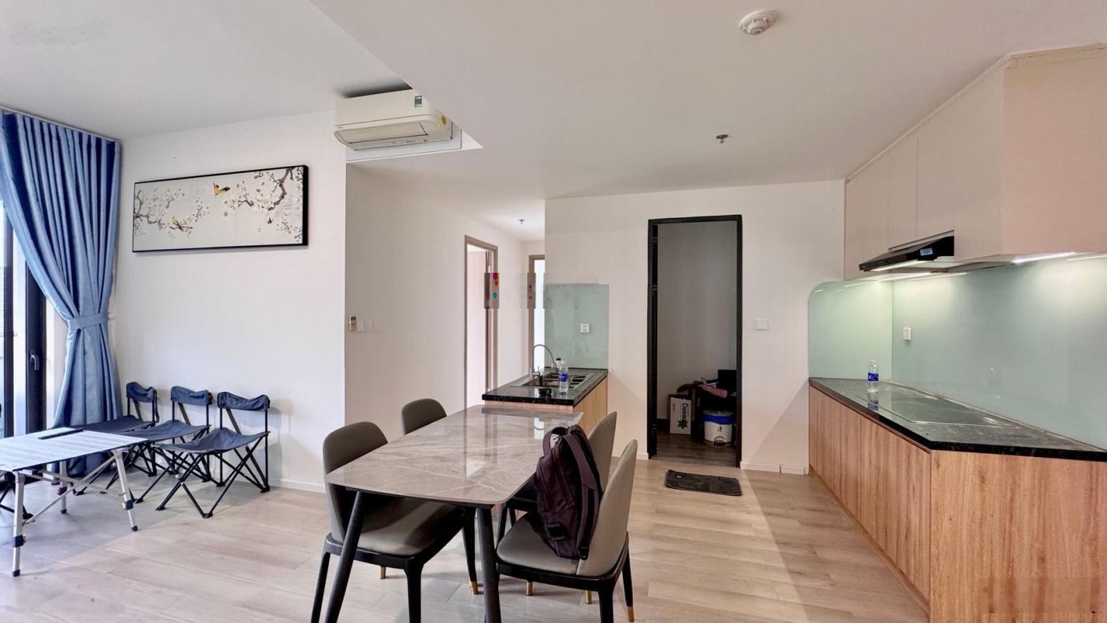 Cho thuê căn hộ 2pn bếp rèm ,view hoa hậu lumiere boulevard chỉ 8tr