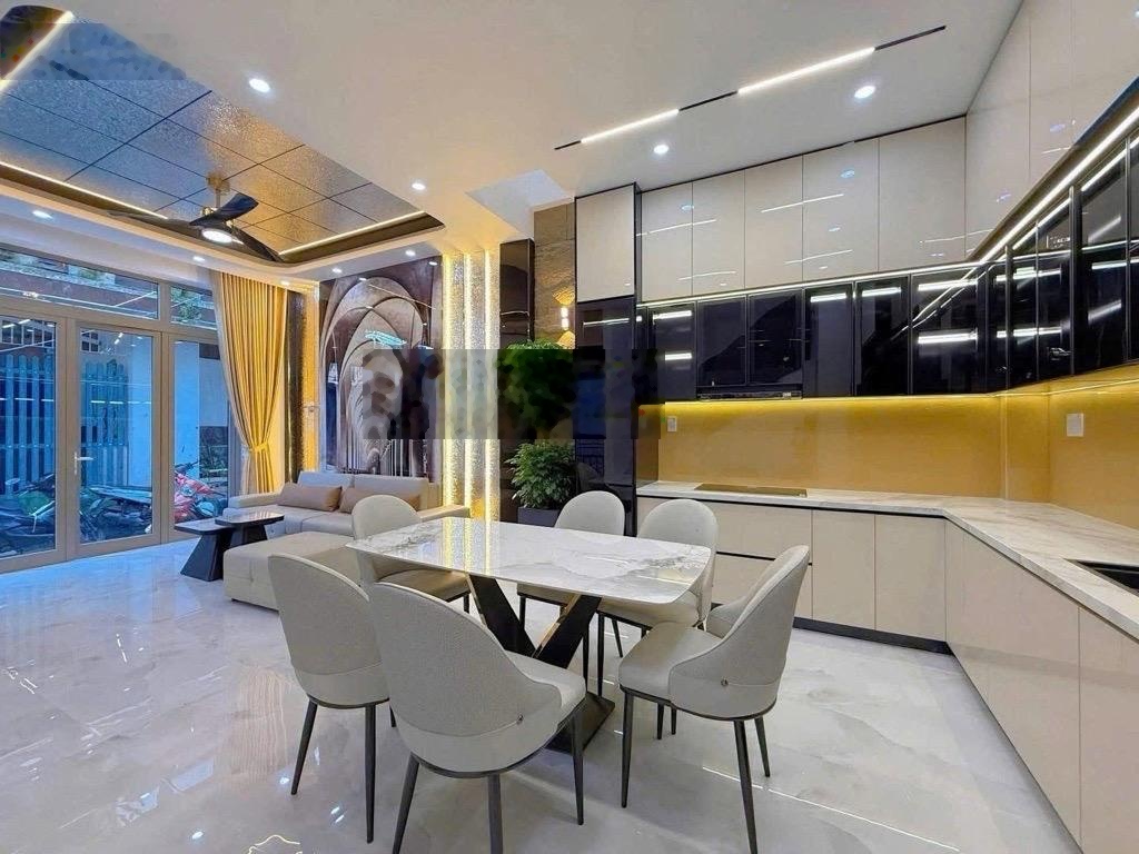 Bán nhà 3 tầng full nội thất trần cao vân, thanh khê ngang hiếm 6m chỉ 5 tỷ x tiểu học