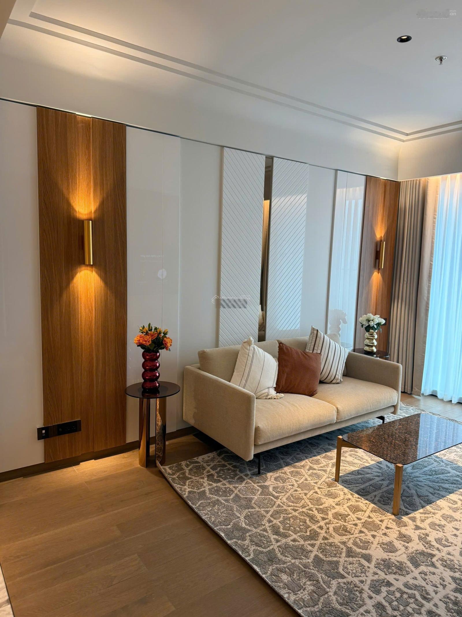 Chcc Kingston cần cho thuê 2PN/18 tr, gọi ngay e: 0935204666