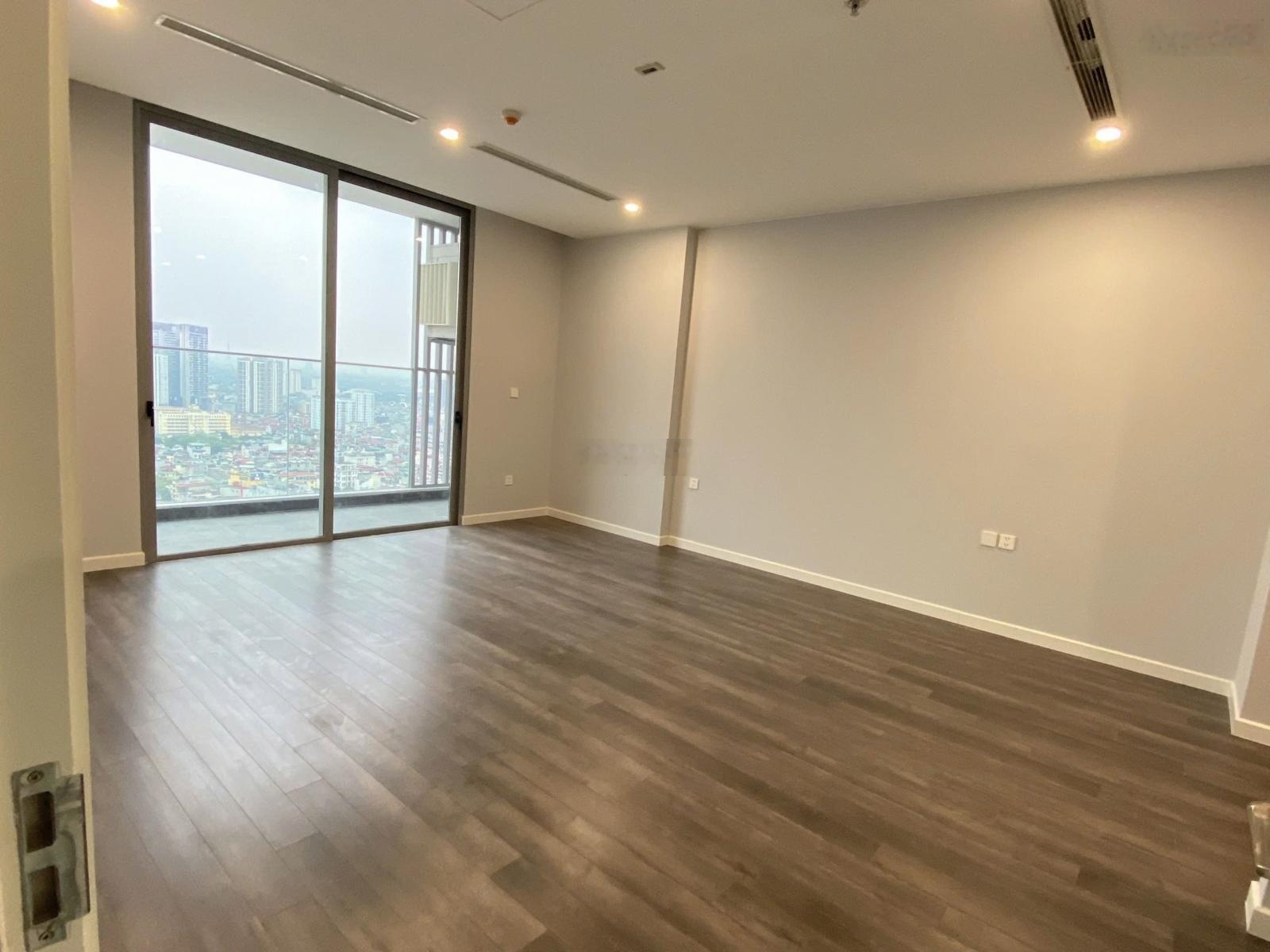 Hot! Cho thuê chung cư Paragon - Cầu Giấy. 138m2 - 3 ngủ - đồ cơ bản. 17 triệu. 0971337866