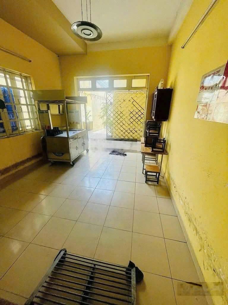 Bán Nhà Mặt Tiền Lê Lợi Trung Tâm Gò Vấp, ngày trường ĐH Công Nghiệp, dt 208m