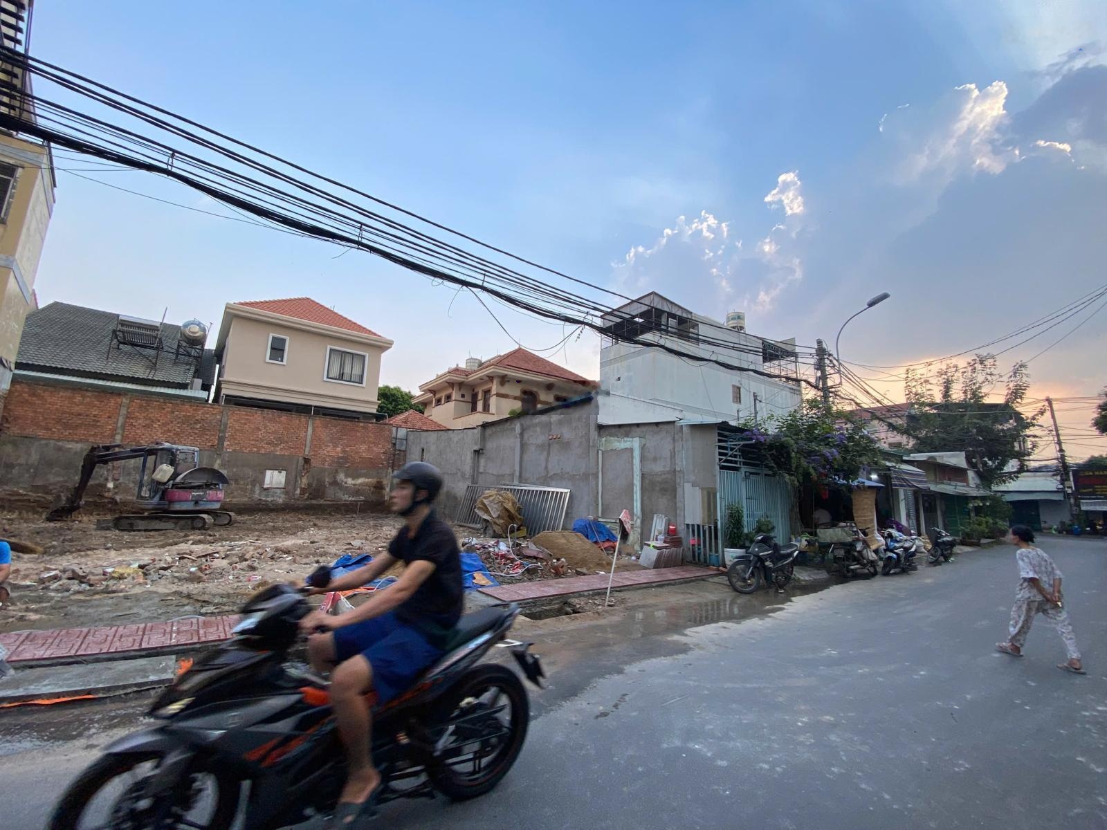 Đất mặt tiền đường số 3, kế BV Quận Thủ Đức, giá 6 tỷ.