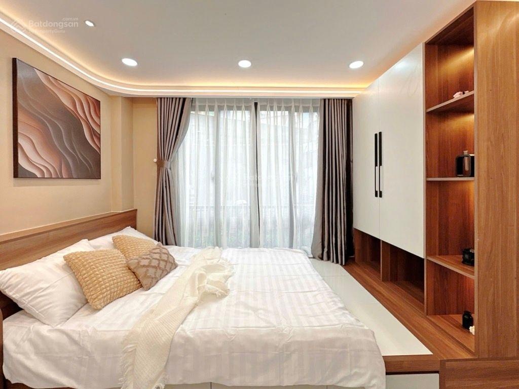 Chủ đi Mỹ bán gấp nhà 40m2 đúc 4 lầu đường Nguyễn Văn Đậu,P7, Q Bình Thạnh