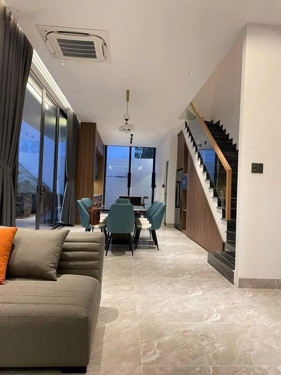 Bán biệt thự biển DT 336m2 giá chỉ 25 tỷ - Phan Chu Trinh, Phường 2, Vũng Tàu - Sổ hồng riêng