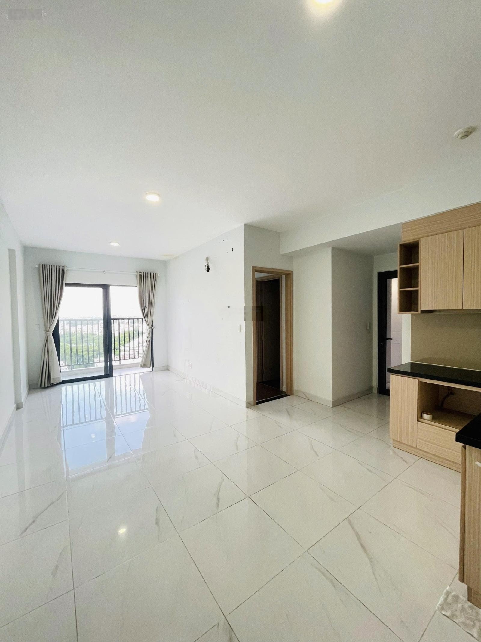 Cho thuê CC Lovera Vista, 7 triệu/tháng, 65m2, 2PN2WC, giá tốt hot