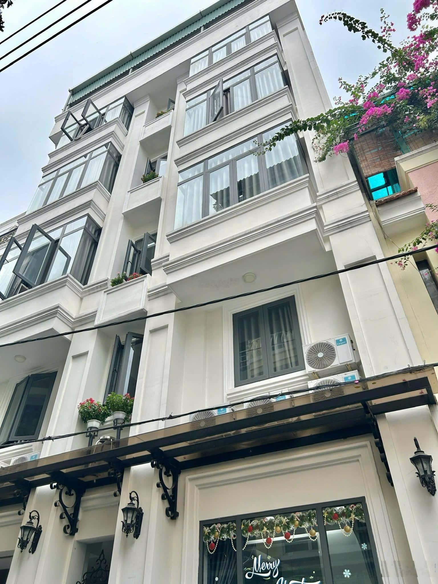 Cho thuê căn hộ dịch vụ - có bảo vệ, thang máy - full nội thất tại bạch đằng