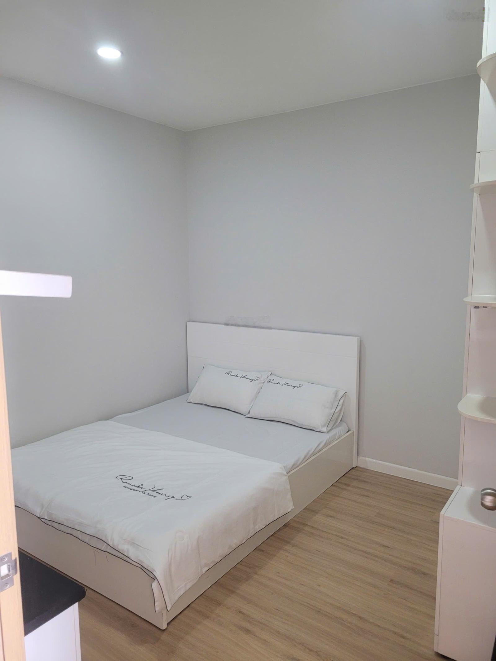 Cho thuê căn 2PN-2WC 72m2, nhà đẹp giá 12tr An Gia Skyline quận 7