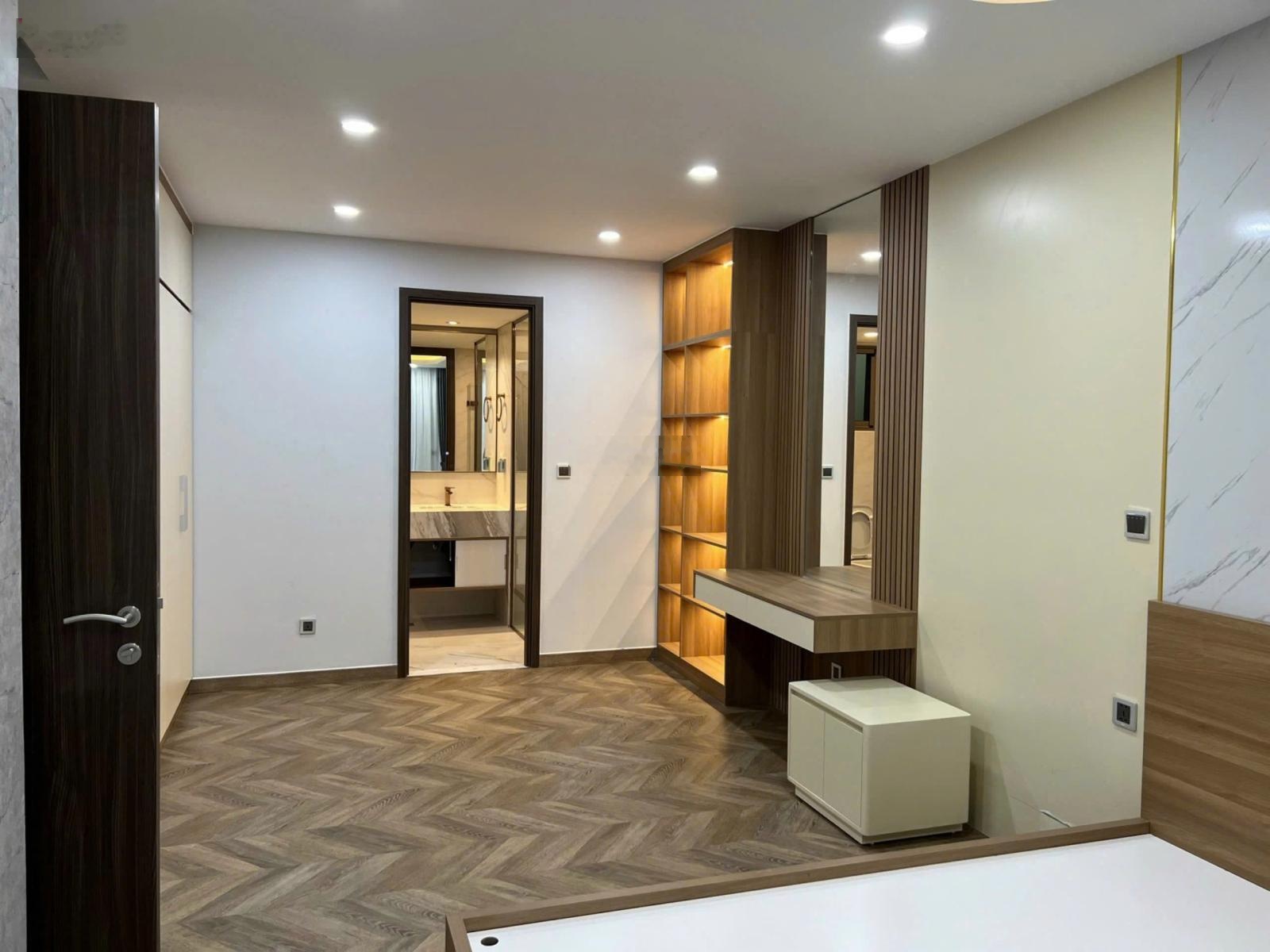 Cho thuê CH The Peak, 50 triệu, 124m2, 3PN, 2WC, nội thất full, Tân Phú, Q7 mã TLm80219C