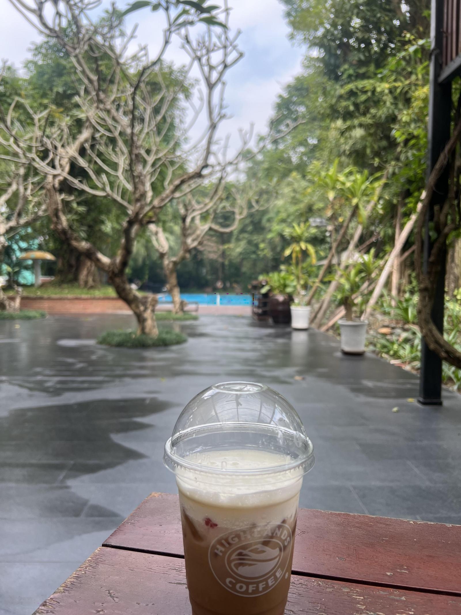 Bán biệt thự đơn lập Vườn Tùng view Cluphouse, nhà mới, sổ đỏ sẵn. Liên hệ: 09325600000