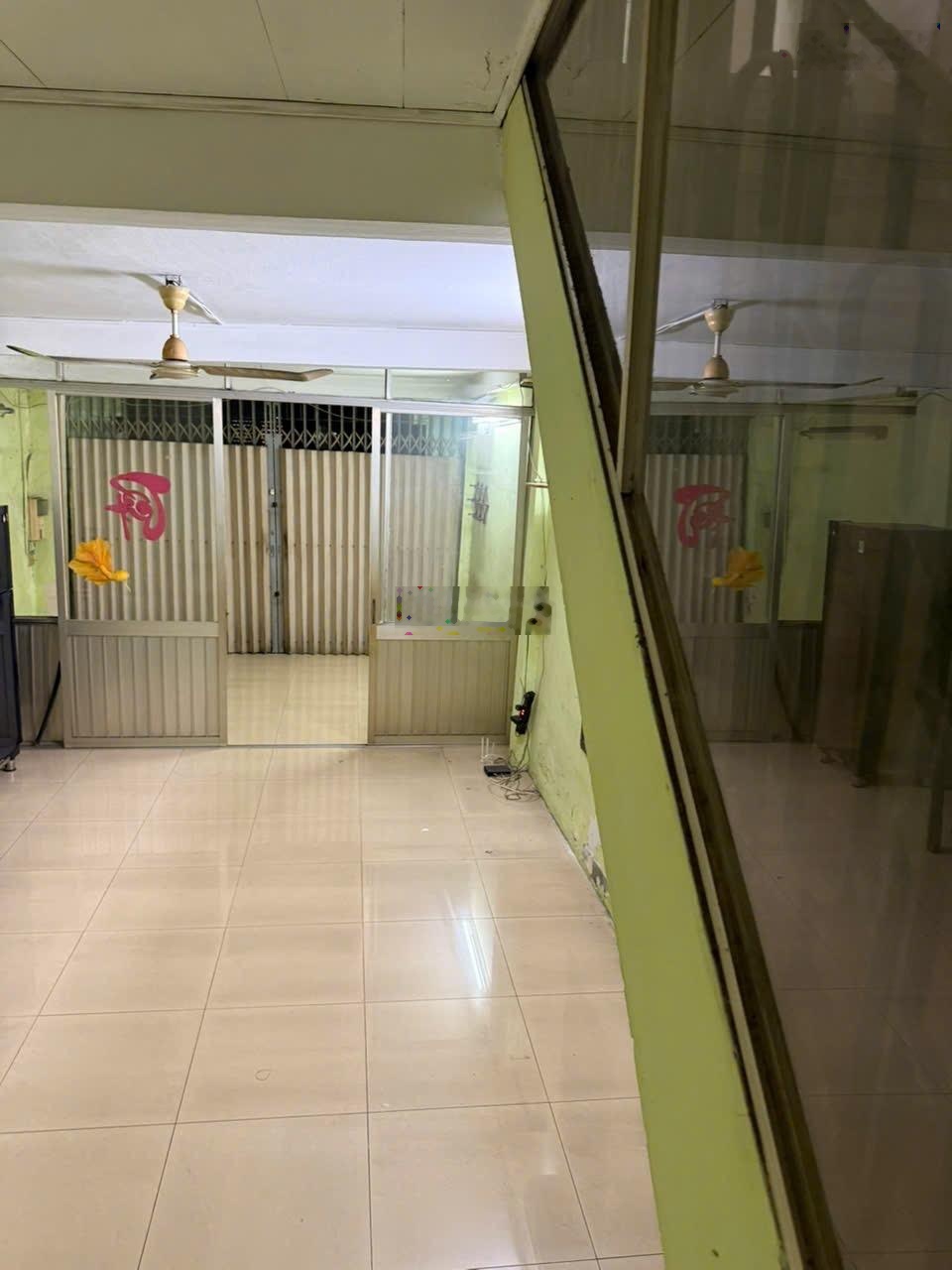 Cho thuê nhà quận 3, đường Hoàng sa, 2PN, 68m2