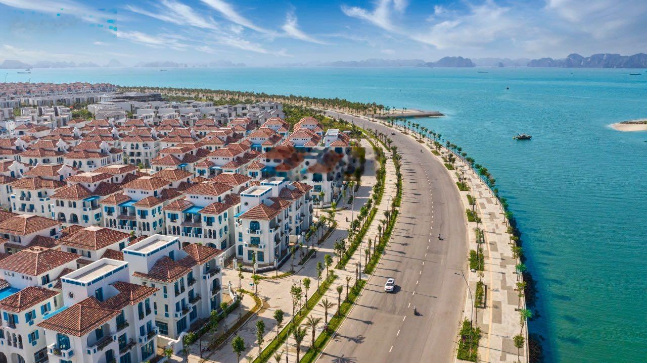 cần bán gấp ngay căn biệt thự view biển Sun Feria Bãi Cháy HL giá 24,x tỷ tốt nhất thị trường HL