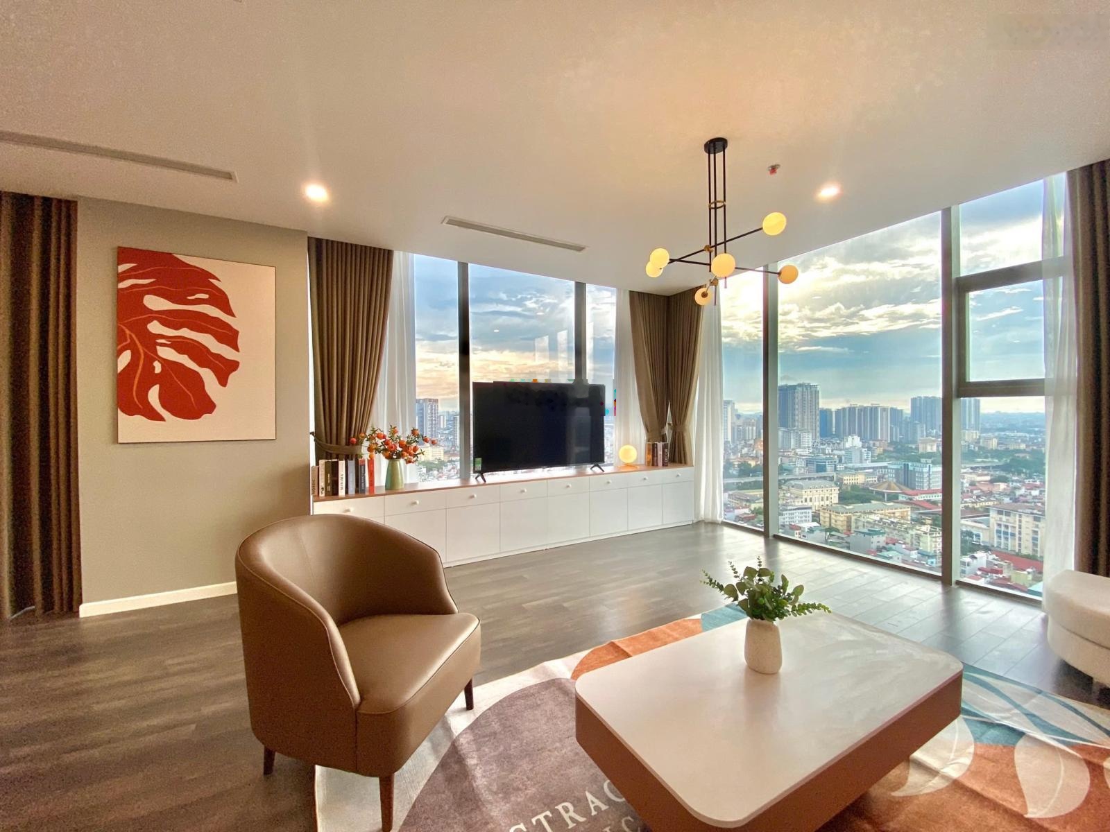 Cho thuê các căn hộ Stellar Garden 3 phòng ngủ, giá 16 tr/th, LH: 0911400844