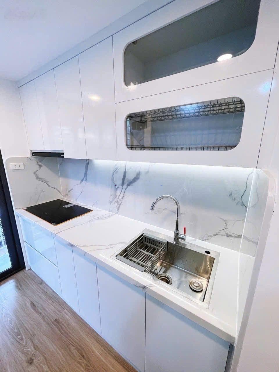 Cần bán căn hộ tầng 1 phố Hàng Than, 50m2 x 2 ngủ, 3 tỷ 7