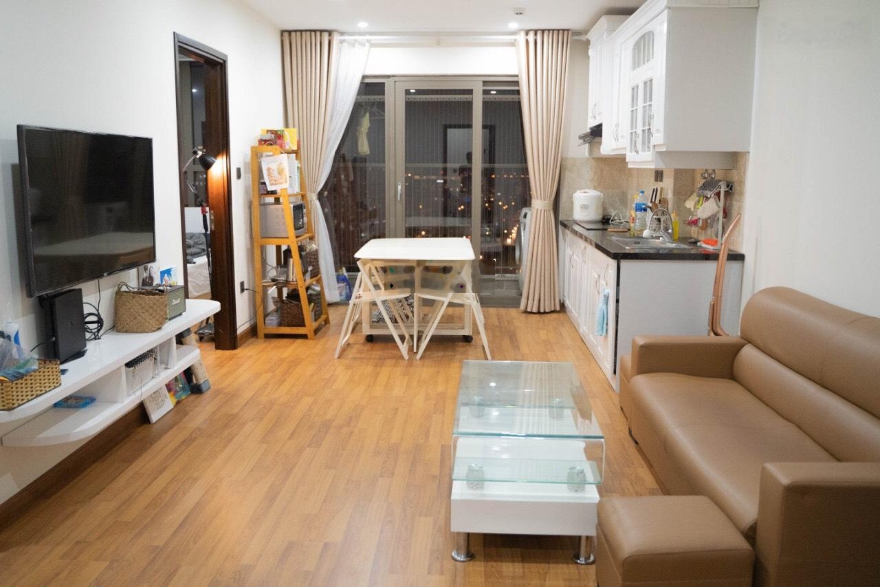 Hiếm. Cho thuê N04 Thành Thái, 70m2, 2 ngủ, full nội thất, 15 triệu. LH 0.942,00!6856