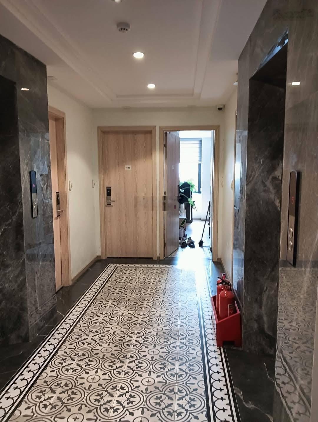 Siêu hiếm toà nhà apartment quận Tây Hồ, nhỉnh 300tr/m2, dòng tiền 400tr/ tháng xây mới 100%