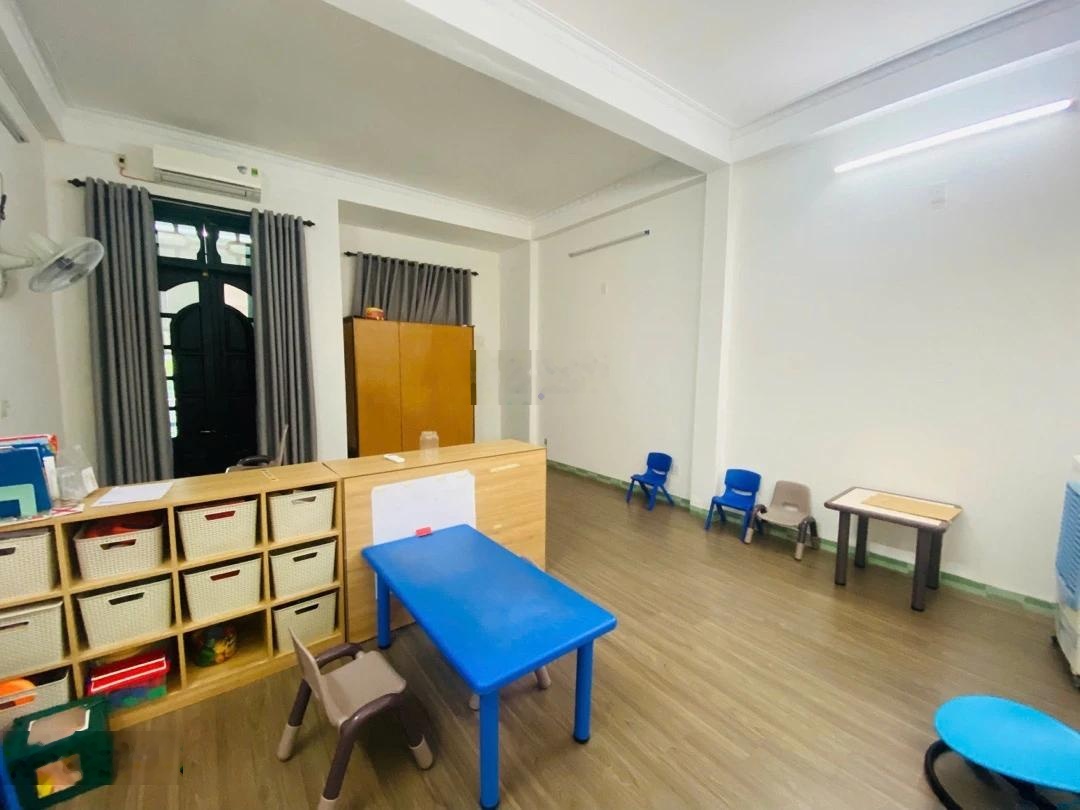 Bán nhà 3 tầng MT Chính Hữu, DT 73m, ngang 5m, sát 2 trục chính Dương Đình Nghệ với Phạm Văn Đồng