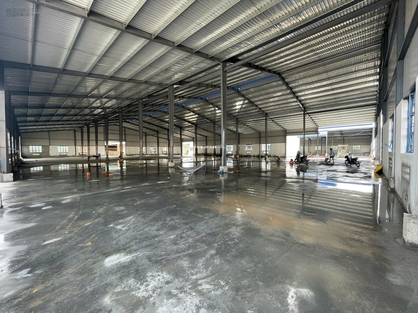 Cho thuê kho + sân bãi 10.000m2 Quốc Lộ 1A Diên Ph-ú Diên Khánh đầy đủ pccc theo quy định