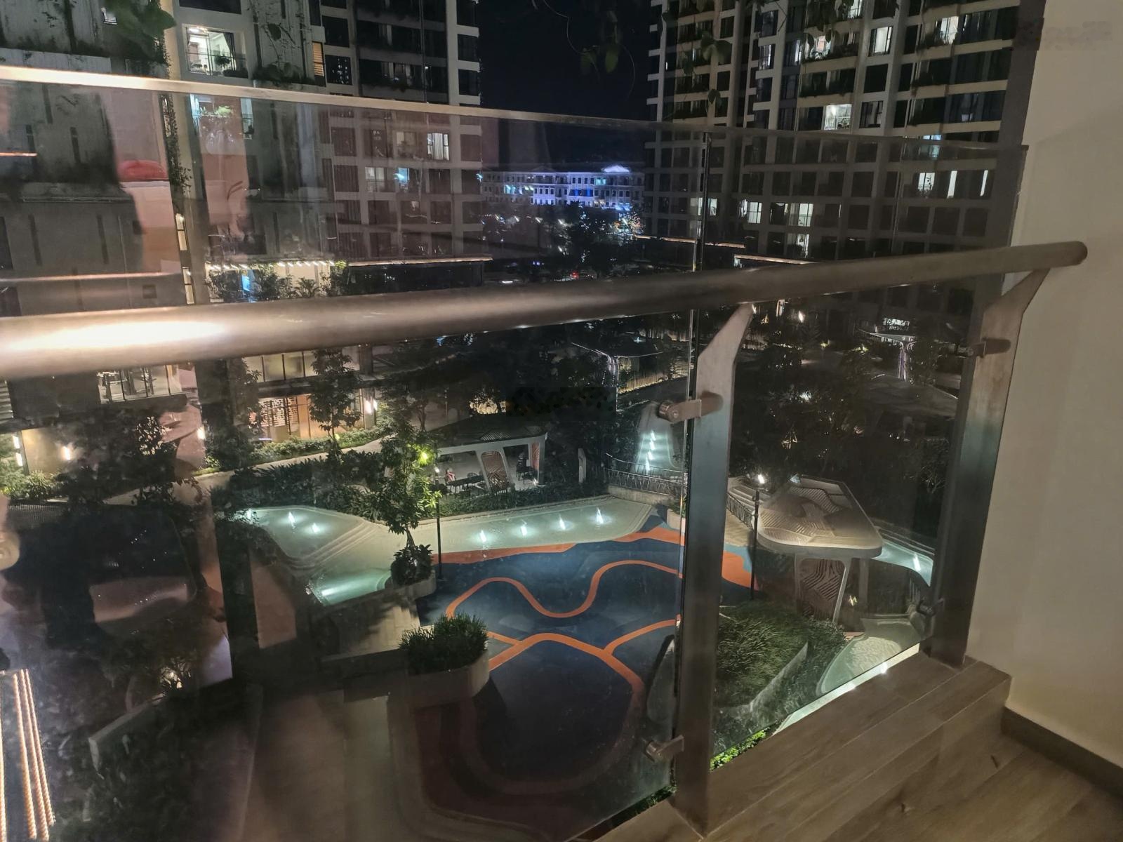 2PN góc tòa E, Đông Nam - view hồ bơi giá chỉ 4 tỷ 720 all in, Lumiere Boulevard nhận nhà ngay