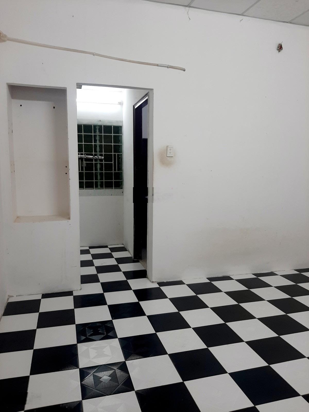 Khu vip hiếm nhà bán, ngay City Land Nguyễn Văn Lượng - 2 tầng - HXH - 40m2, chỉ, 5.8 tỷ