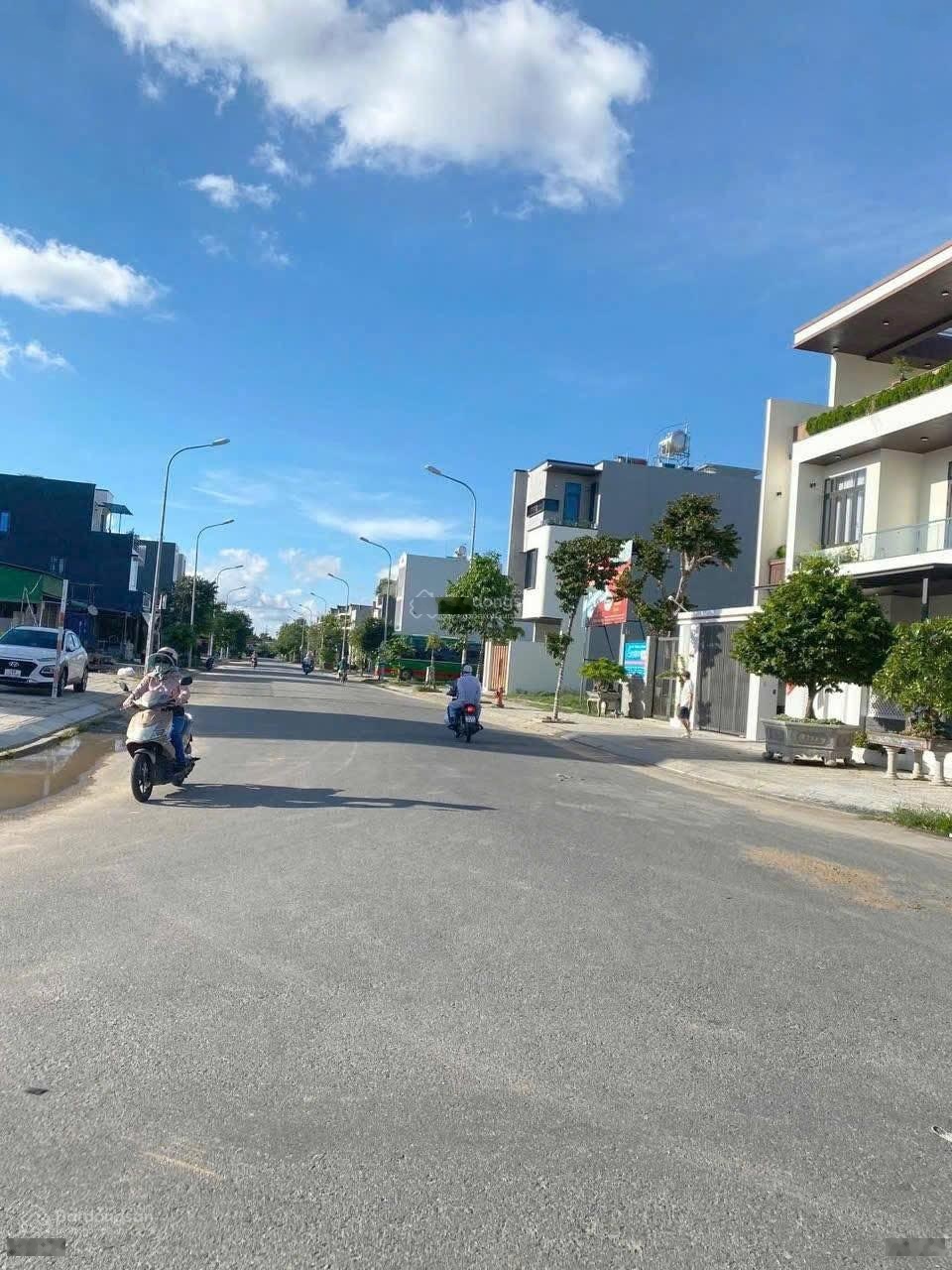 Hàng ngộp chính chủ, đất 100m2 ngay Đ. Giồng Ao, Cần Giờ, dân cư đông, 3tỷ650 sang tên