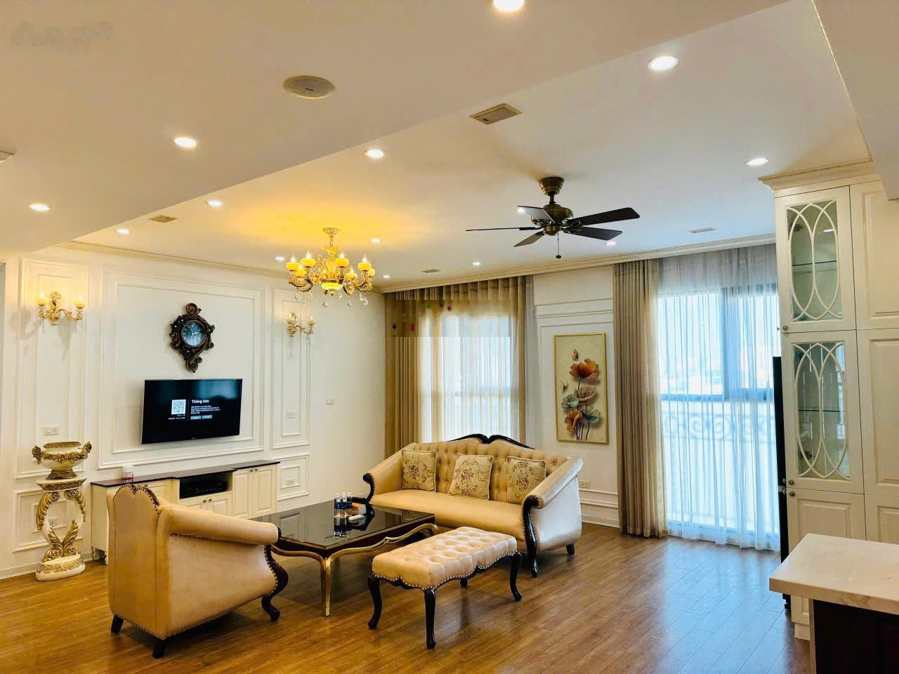 Cho thuê tại Vinhomes Green Bay Mễ Trì, 2 phòng ngủ đủ đồ từ 13 triệu/th LH: 0911400844