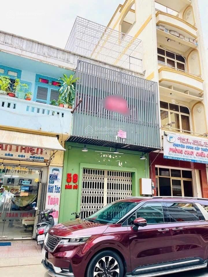 Cho thuê nhà mặt tiền 59 Bàn Cờ, Quận 3 spa, nail, salon, nhà hàng