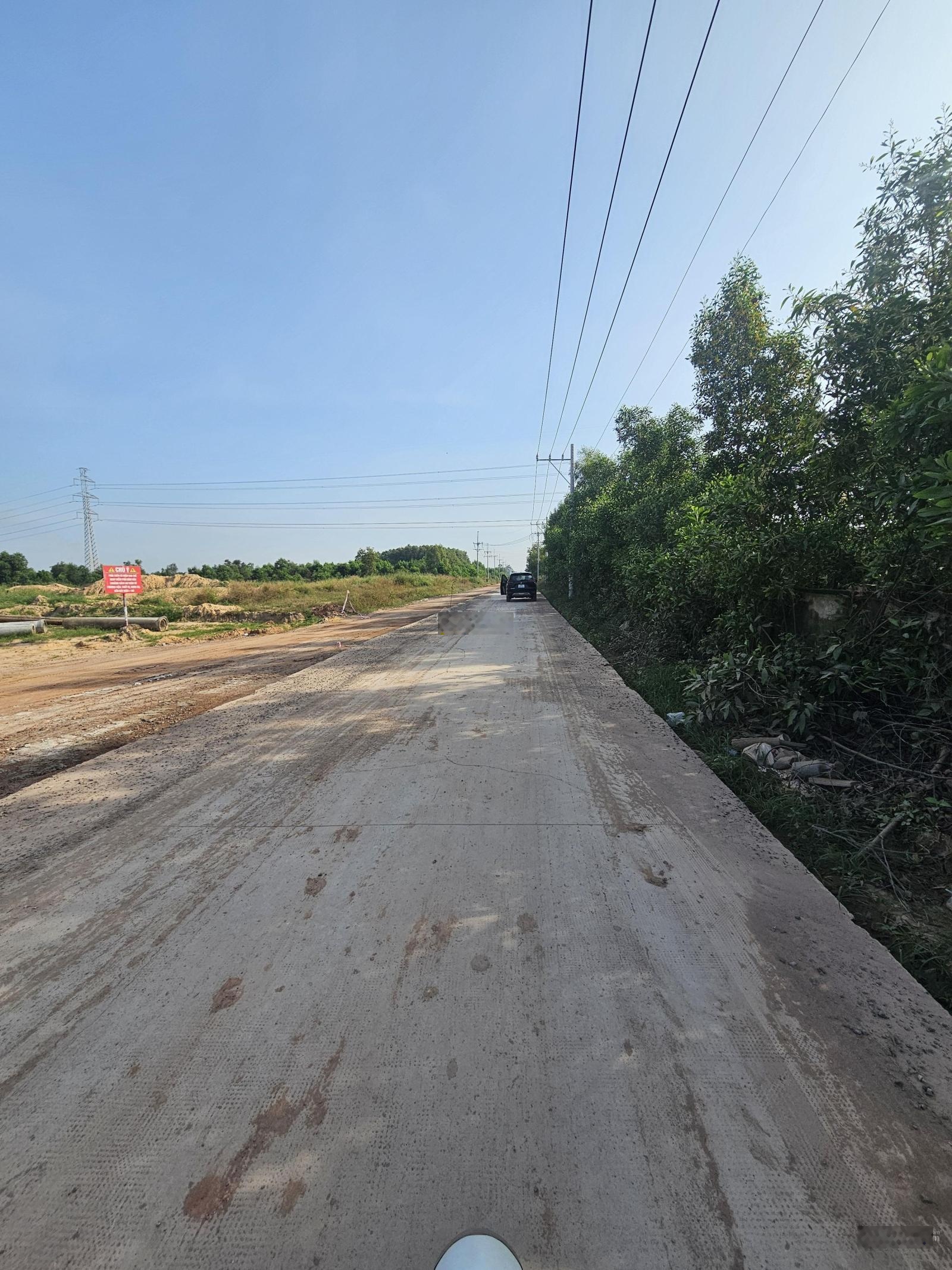 Cho thuê kho xưởng 1400m2 + 3700m2 tại Long Đức Long Thành giá thuê 50k/m2