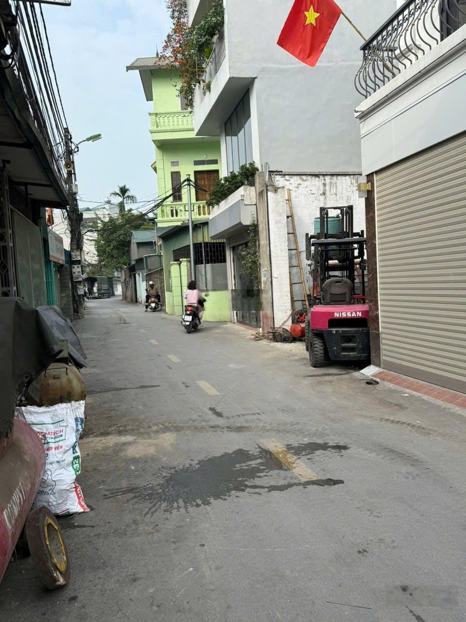 Bán nhà - ngọc hồi, đường trước nhà oto tránh,