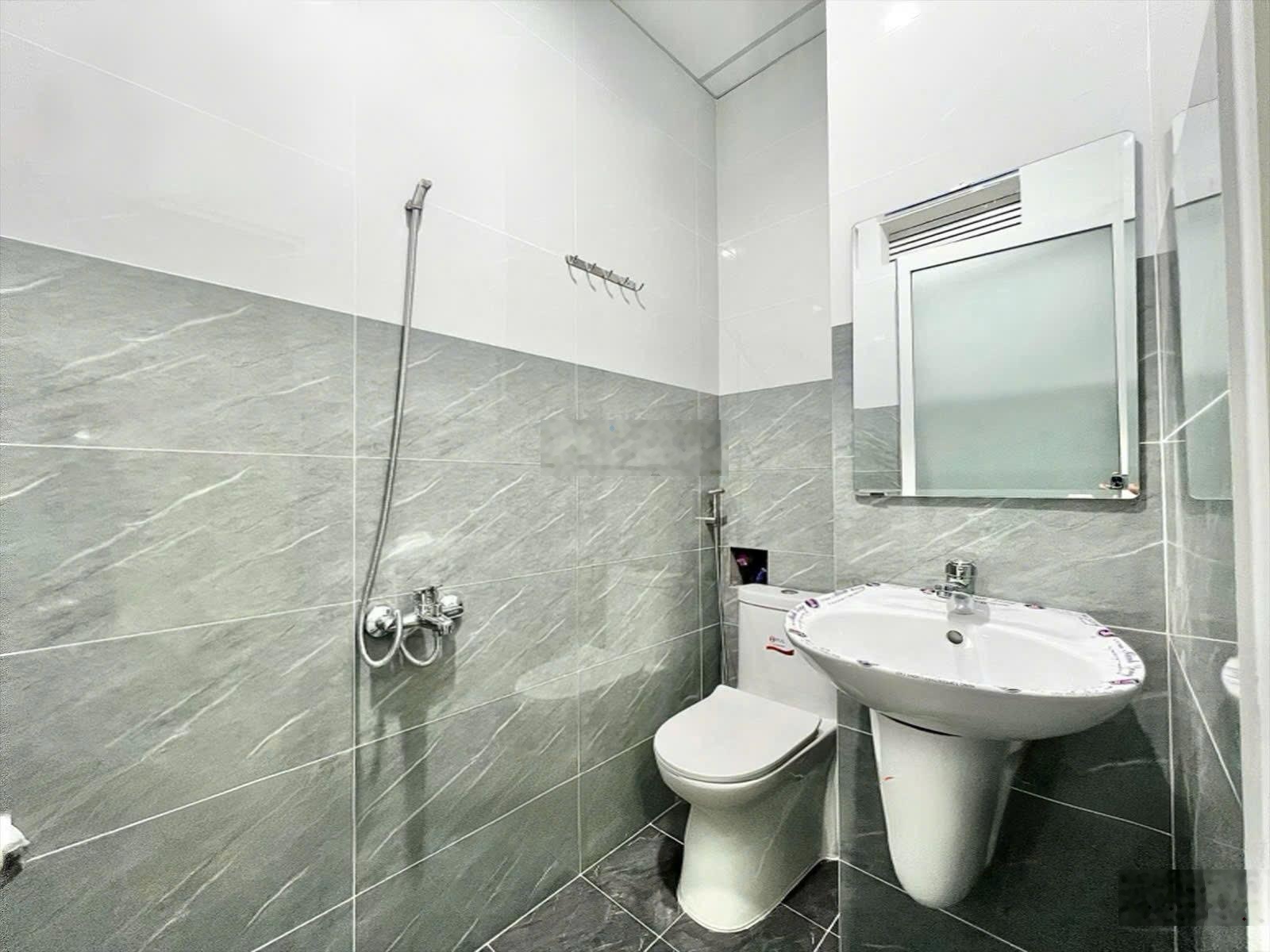 Cho thuê phòng mới, full nt, đầy đủ tiện nghi đối diện Lotte Nguyễn Văn Lượng