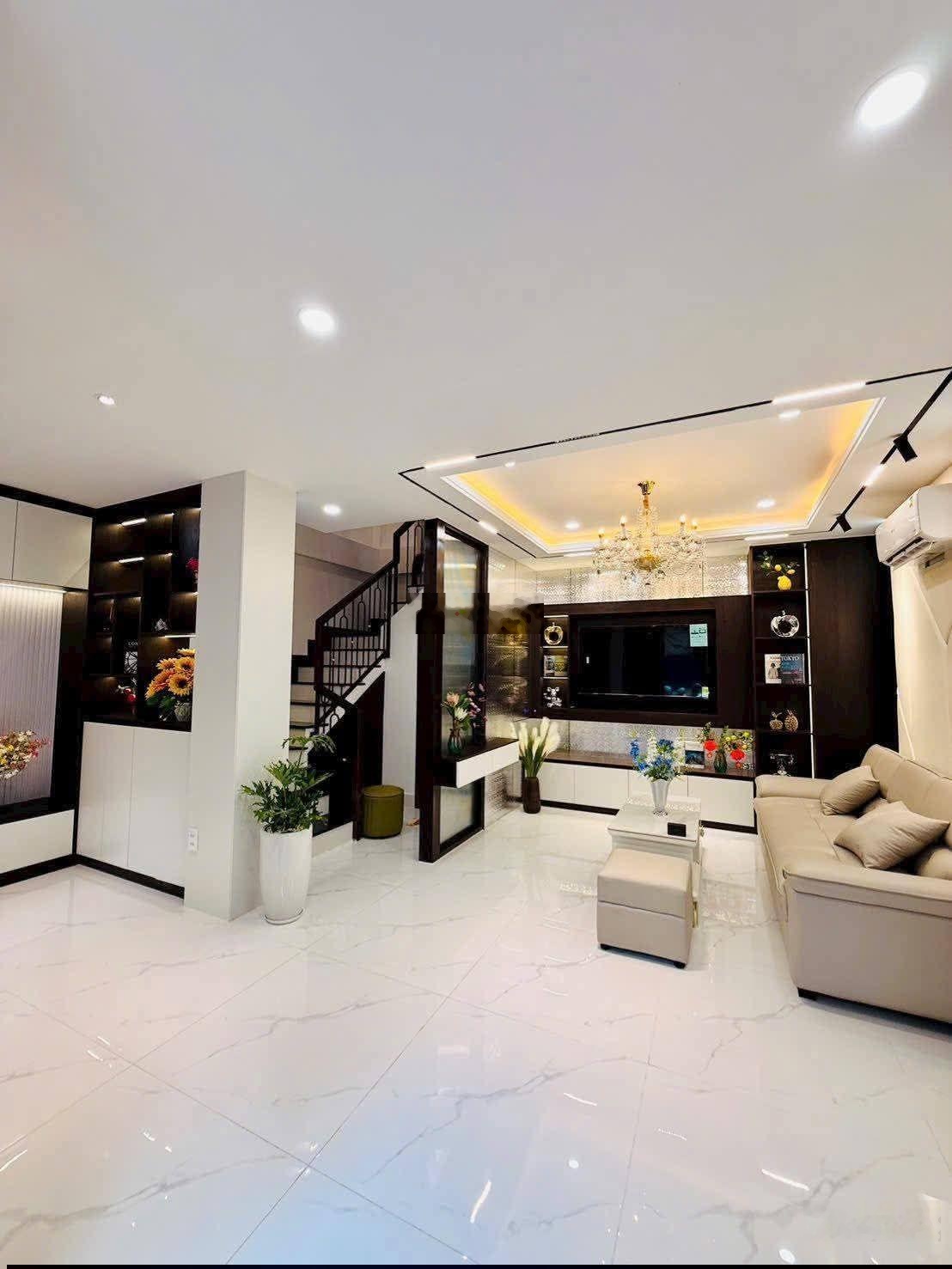 Siêu phẩm nhà đẹp, Hoàng Hoa Thám, mới tinh 47m2 4T 8tỷ