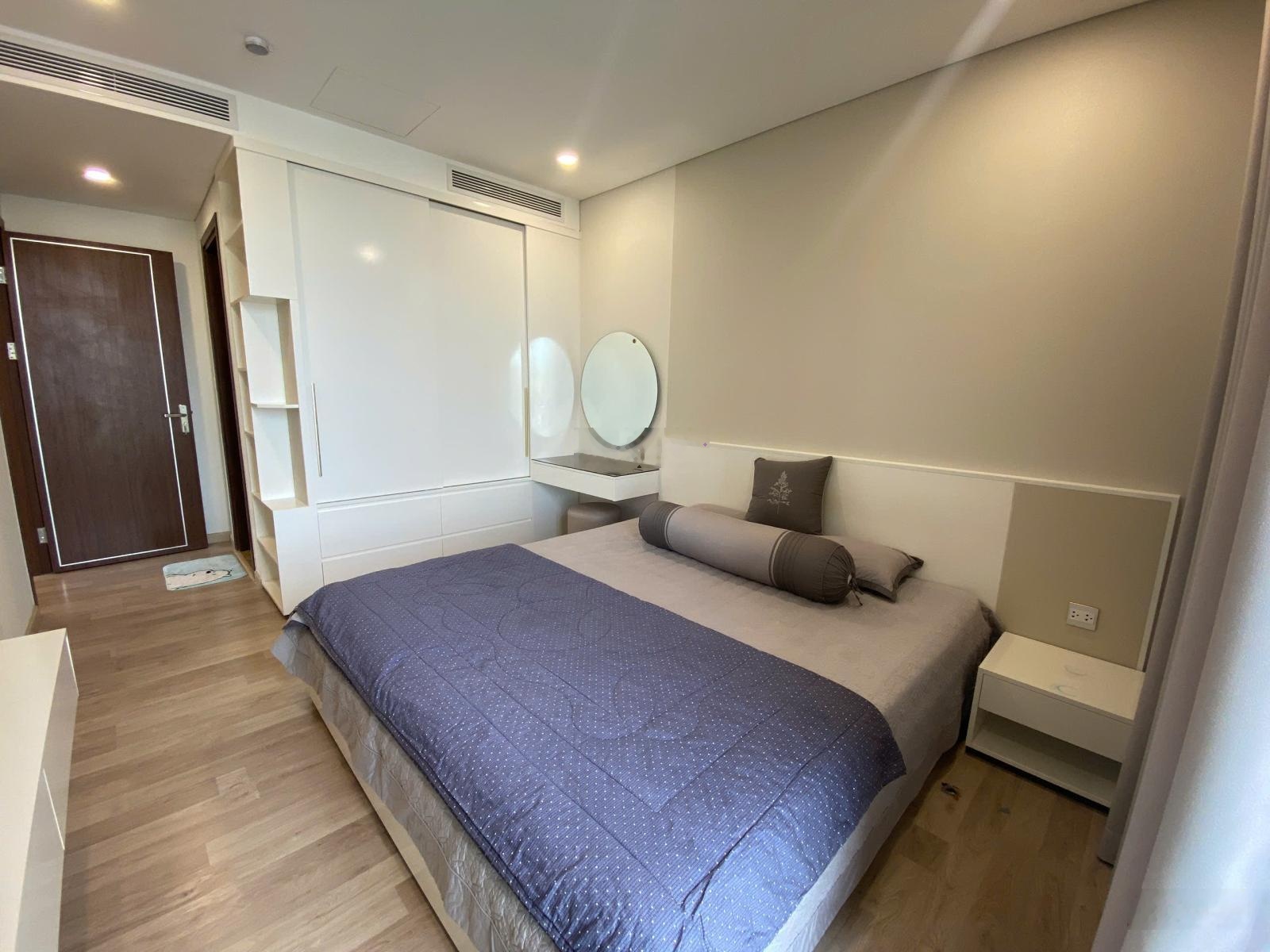 Cho thuê căn hộ 3 phòng ngủ ở CT1 Riverside luxury Nha Trang