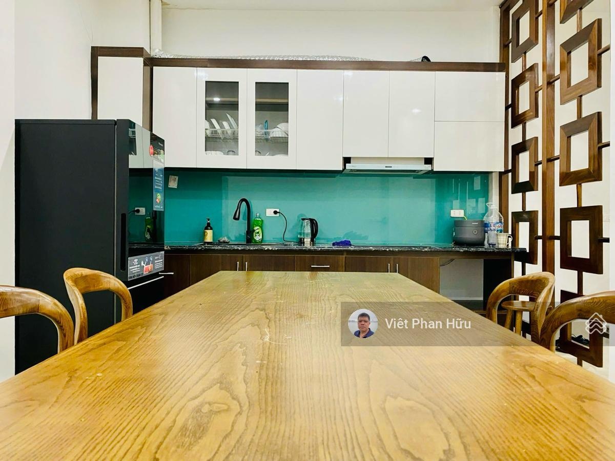 Bán nhà Xuân La Tây Hồ, lô góc, sổ nở hậu, 5 tầng TM ngõ rộng ô tô vào nhà, gần Hồ Tây, trường học.