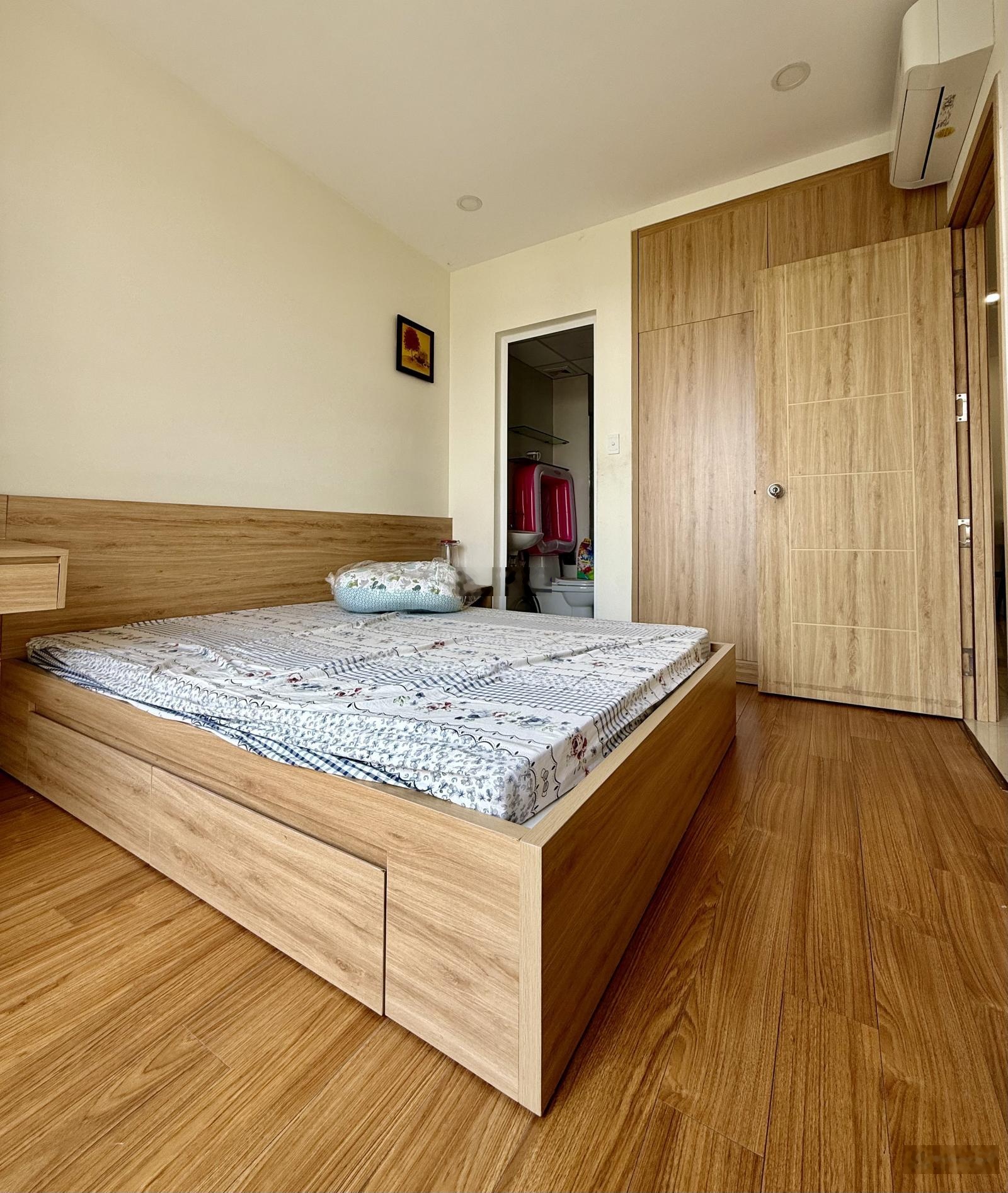 Cho thuê CC 2PN, 1VS, 52m2, 8 triệu tại Dream Home Palace, Q8, HCM. LH : 0909086098