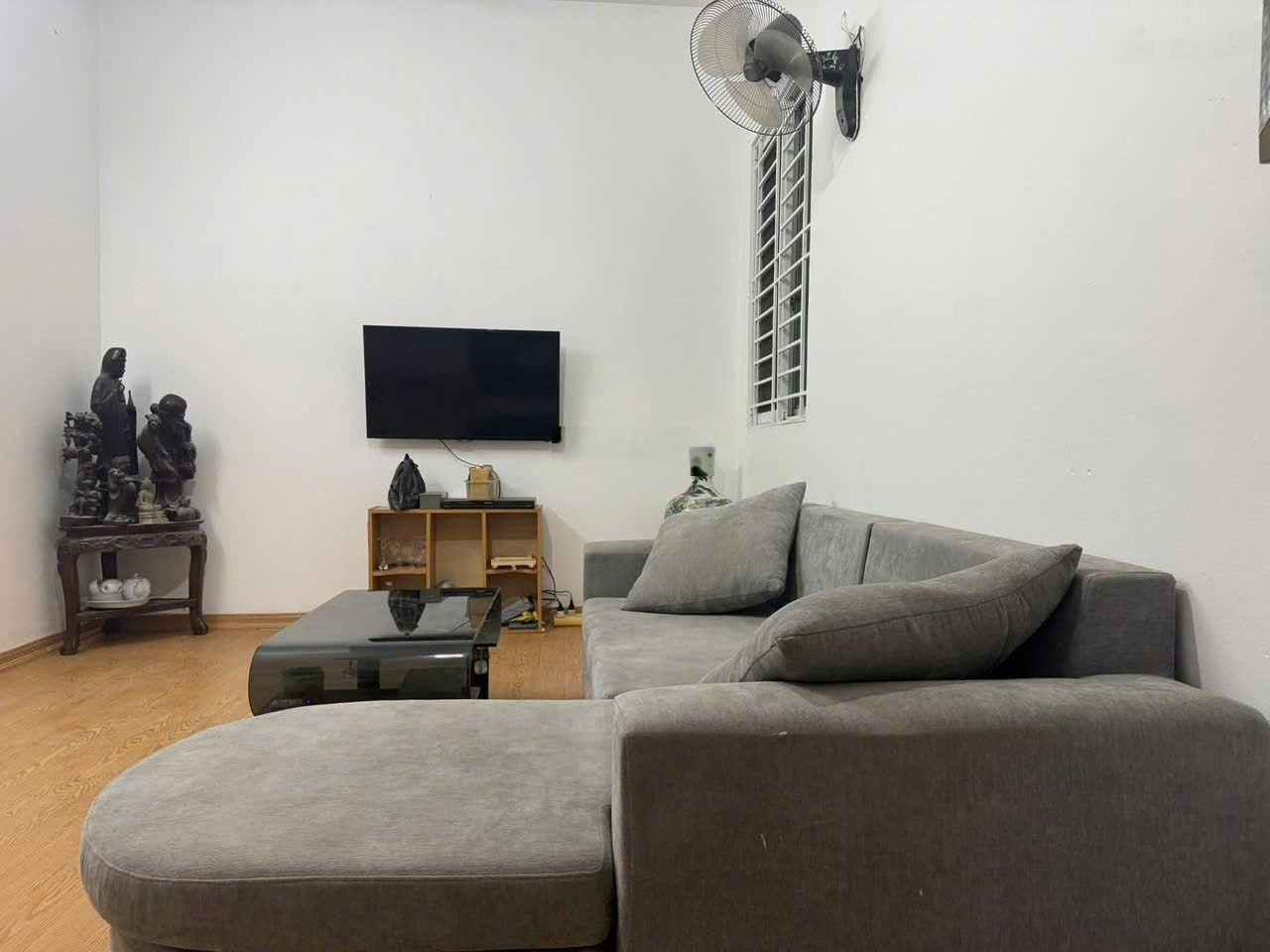 Cho thuê căn hộ chung cư học viện hậu cần 7tr5 ngay Khai sơn city , chợ Ngọc Thuỵ , cầu đông trù