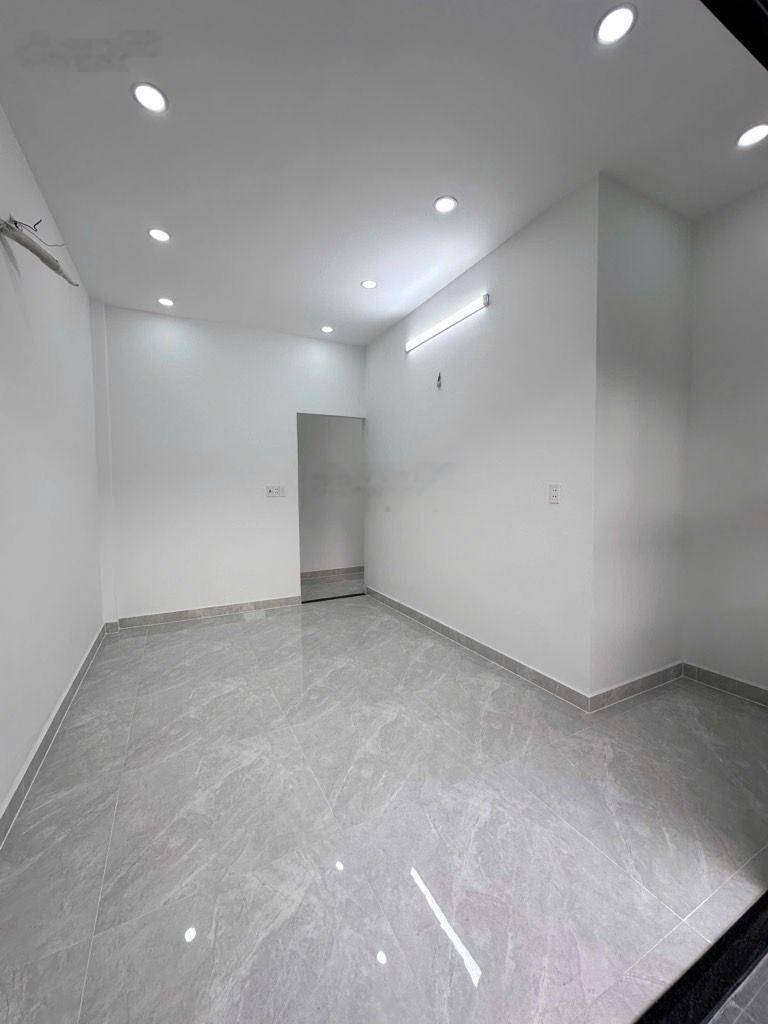 Bán NR tại Lê Văn Quới, 4,099 tỷ, 46m2, view đẹp, giá cực chất!