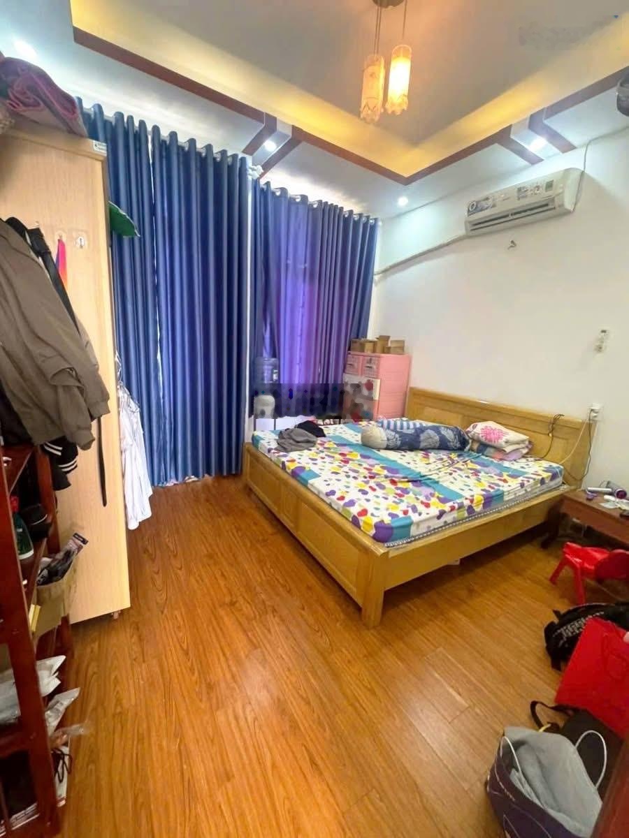 Nhà 3 tầng btct vào ở ngay - 58m2 - hẻm xe hơi một sẹc ngắn tân chánh hiệp 8 - gần hiệp thành city