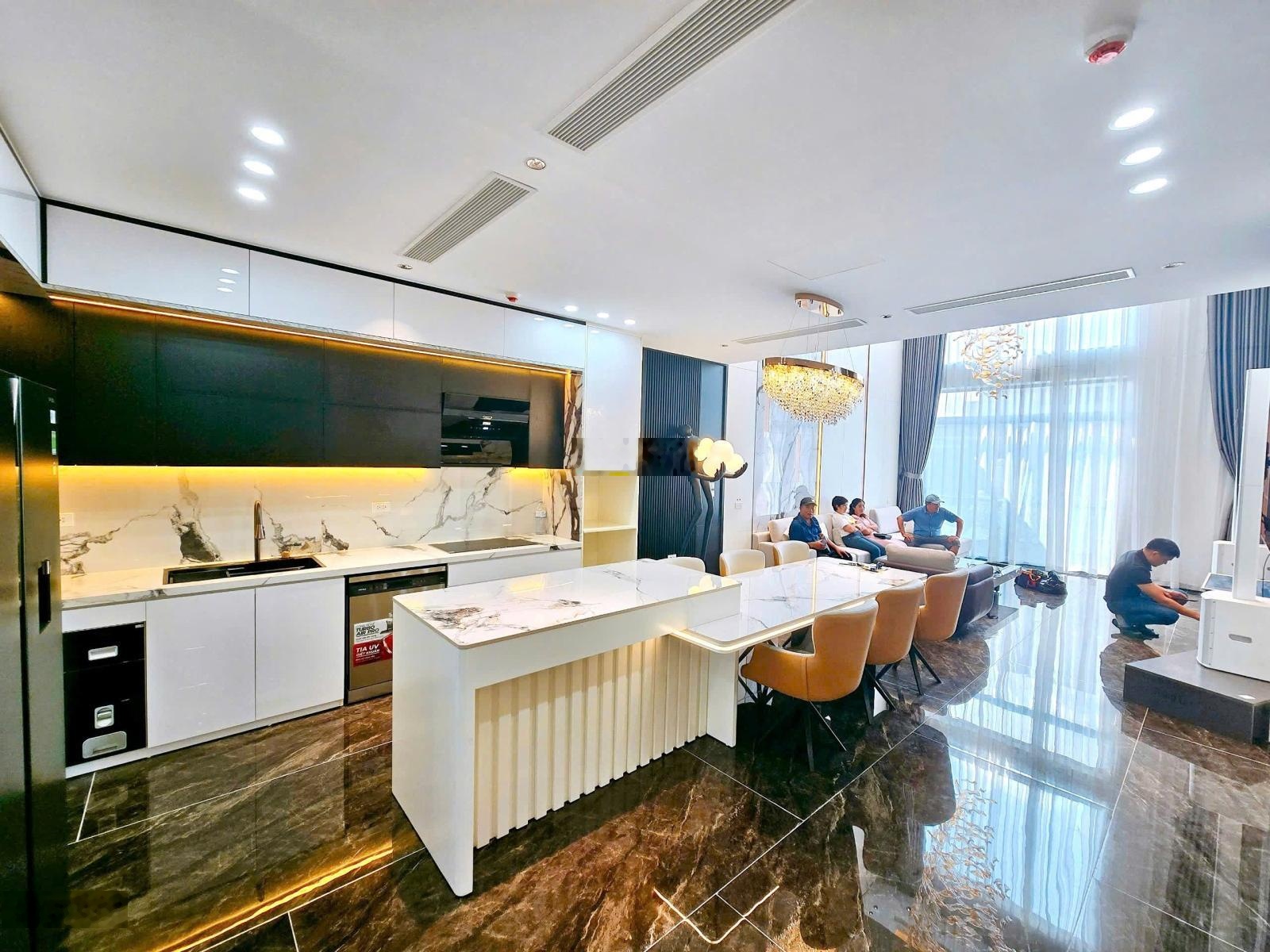 Bán nhà lâm hạ long biên | 75m2 | 7 tầng | ô tô tránh | kinh doanh tốt | giá 23,5 tỷ