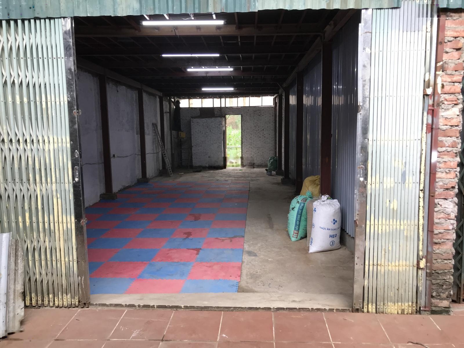 Cho thuê kho 90m2 sau sân Mỹ Đình