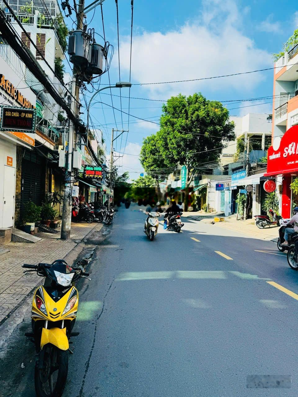 MTKD đường Tân Quý - 3 lầu - DT 5.2x33m nở hậu - giá 14.99 tỷ