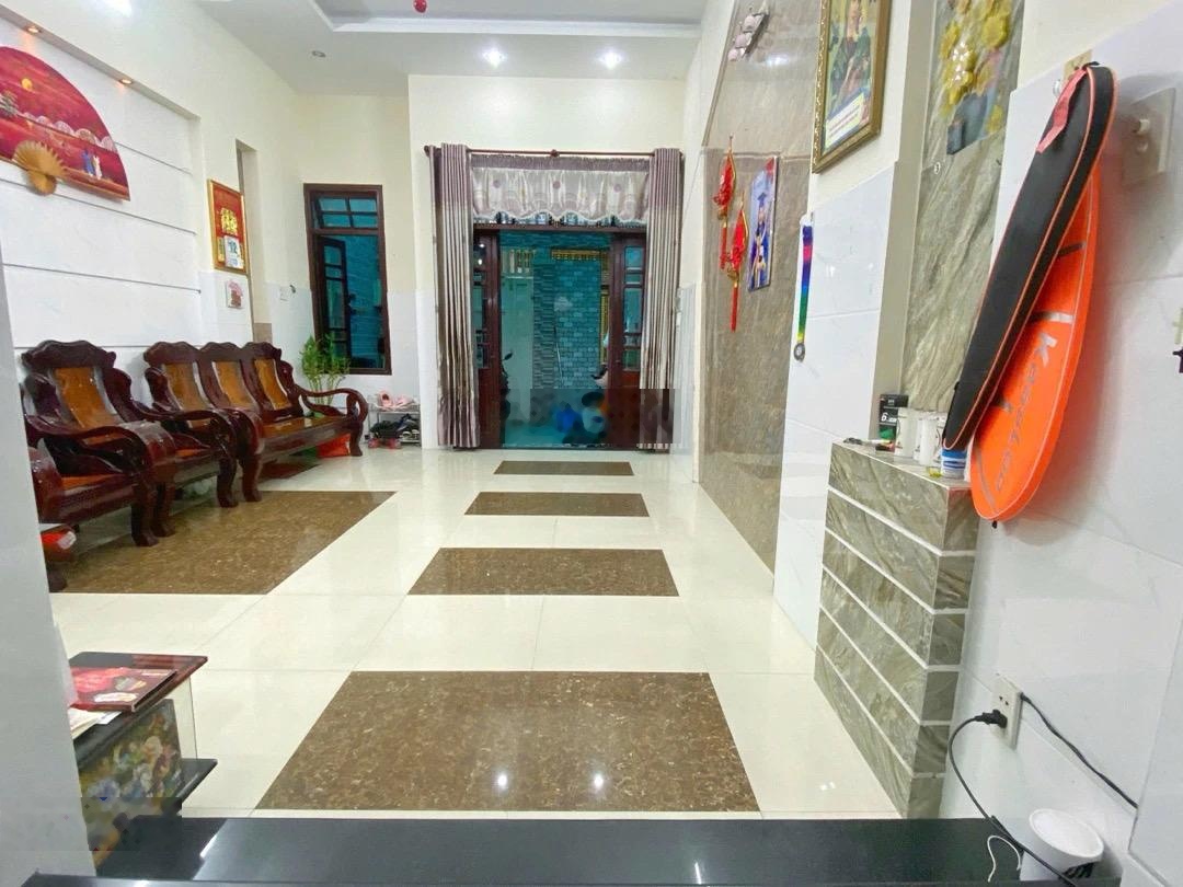 Biệt thự đẹp ngay đảo lấn biển, 4pn, 4wc, 110m2 tại Nguyễn Tất Thành, Thanh Bình, Hải Châu, 5tỷ VND