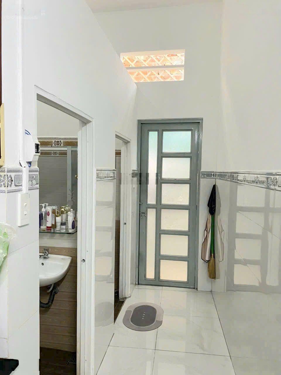 Chính chủ trang bìa bán nhà Tôn Đản 92m2 chỉ 5,75 tỷ khu dân cư hiện hữu lô nhì hẻm 4m bank vay 4,5