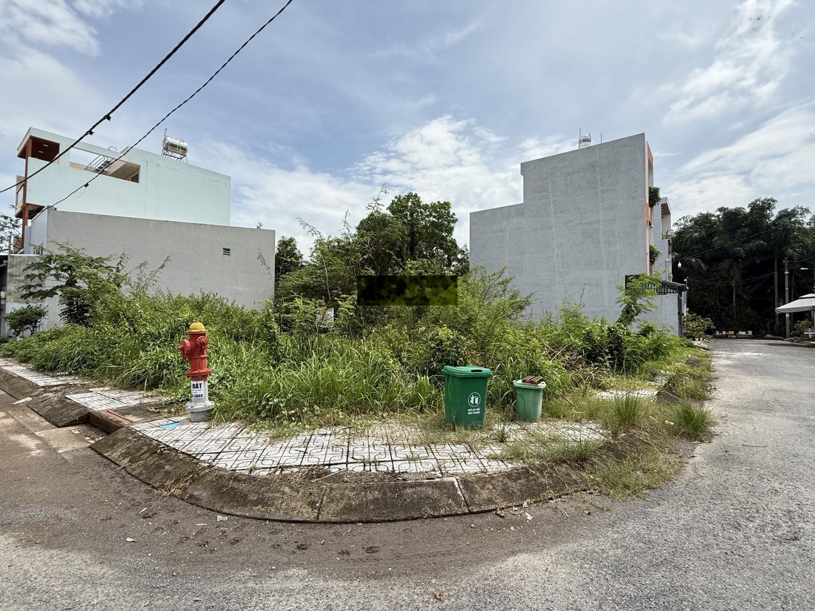 Bán gấp 80 m2 đất mặt tiền Đường Long Thuận: Quận 9 giá cực tốt, view 2 mặt tiền