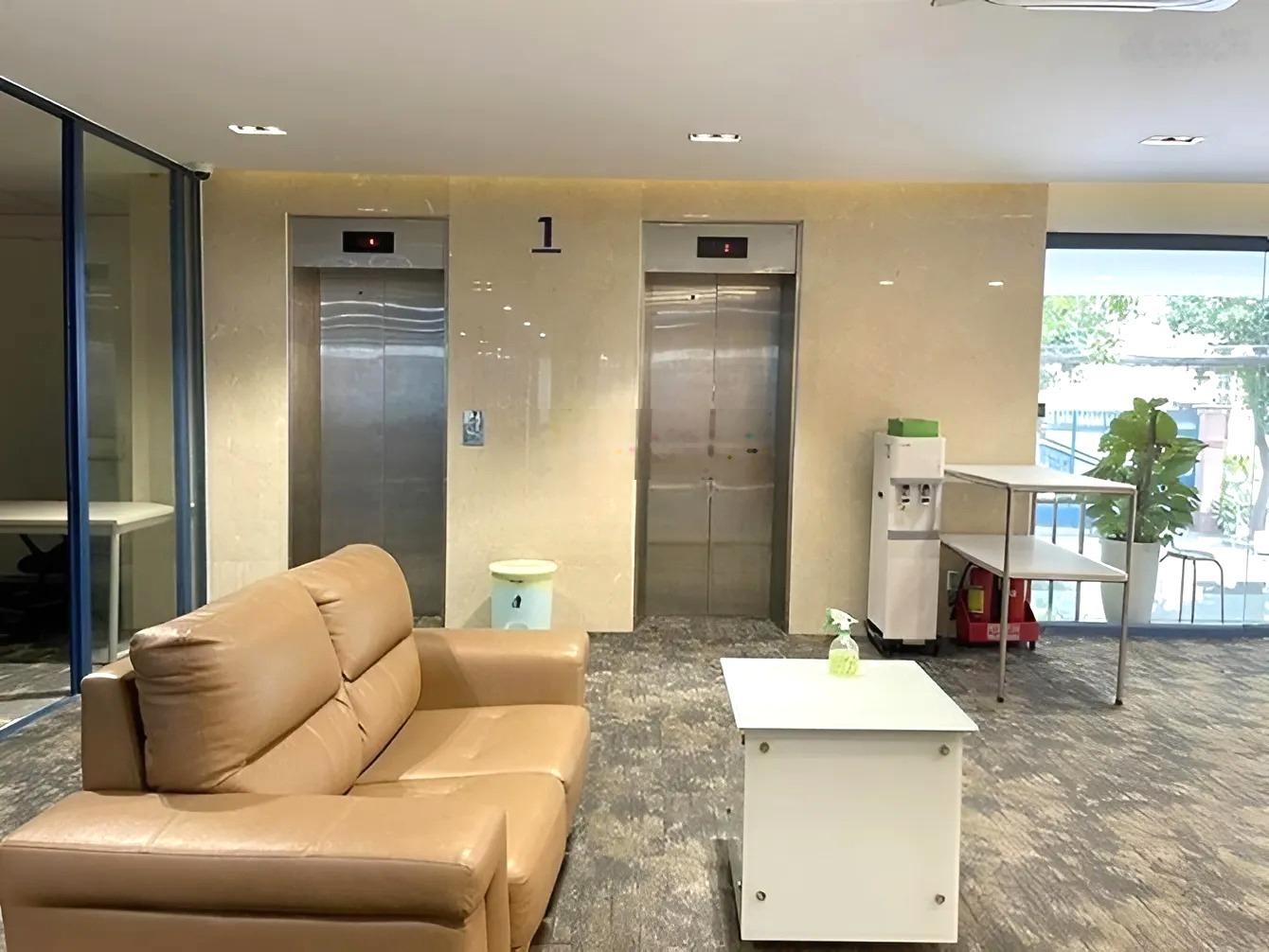 VP siêu rẻ - 30m2 full nội thất - miễn điện lạnh - giá 10 triệu