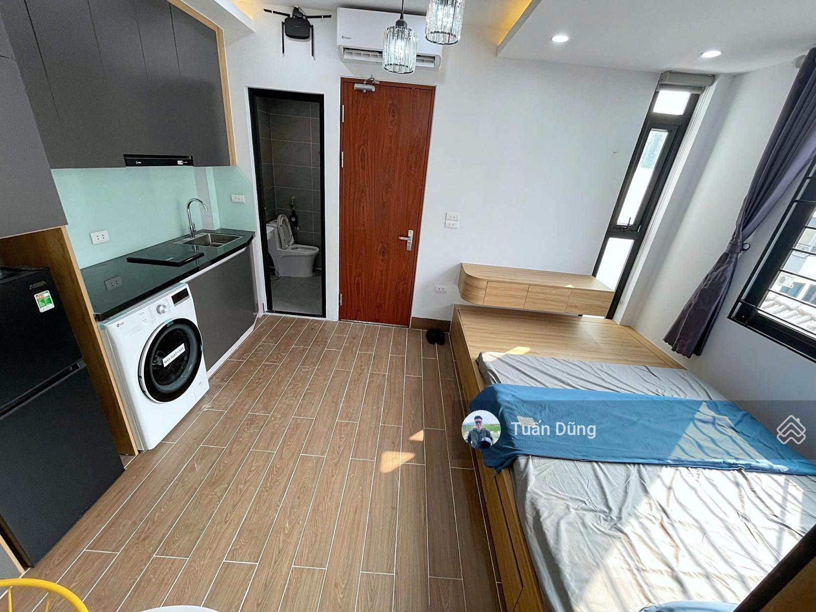 Tòa CHDV Xã Đàn Đống Đa, 92m2*7 Tầng, 18 căn hộ rộng, dòng tiền 120 triệu/tháng, vị trí gần mật phố