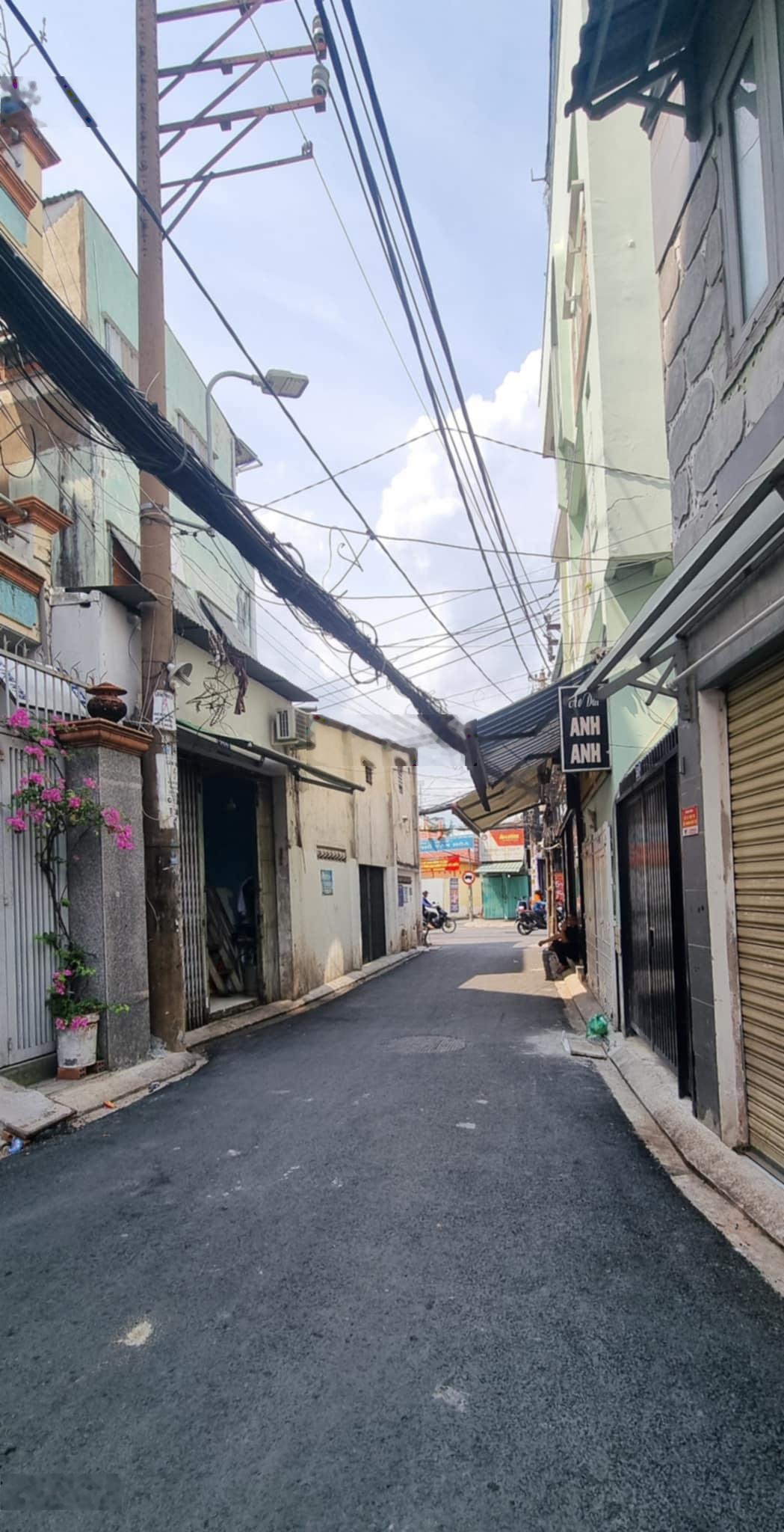 Đất 2 mặt hẻm, 102m2 - 8.7 tỷ, Hiếm có, bán đất Lê Quang Định, phường 14 Bình Thạnh