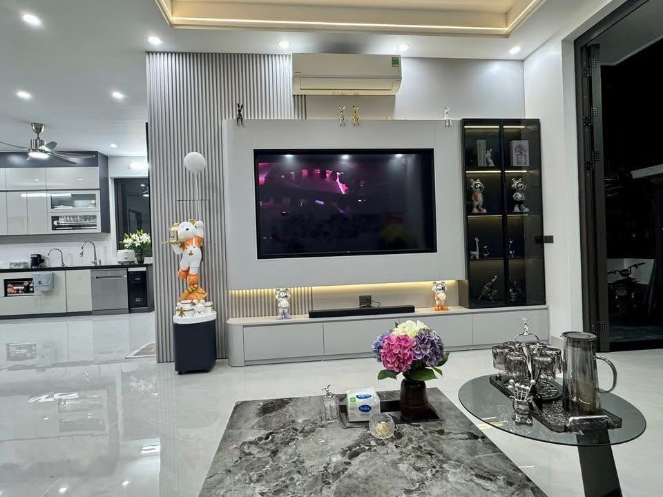 Nhà Trường Chinh, ngõ ô tô vào, kinh doanh, thông thoáng, tiện nghi, 2 thoáng, ở sướng 39m2*5T