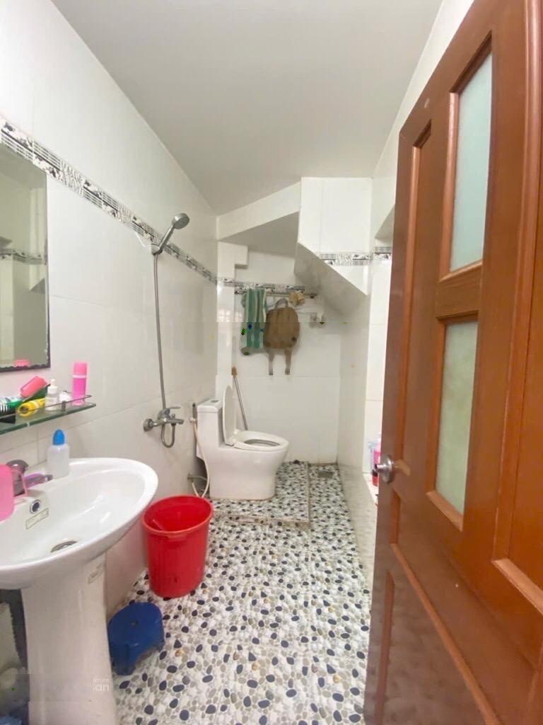 Hiếm- Căn góc 2 mặt tiền hẻm xe hơi Q2 giá rẻ